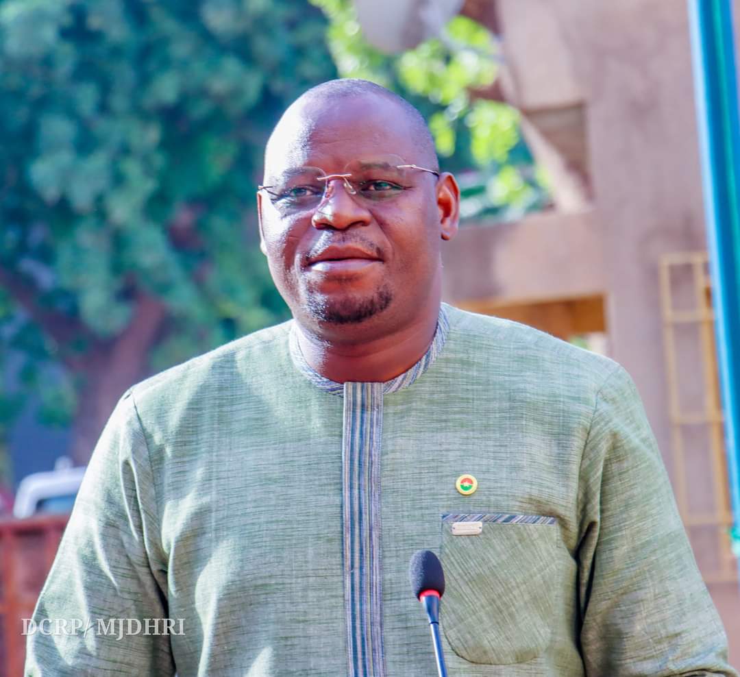 Le ministre de la Justice lors de son discours à la journée de participation citoyenne organisée par son ministère