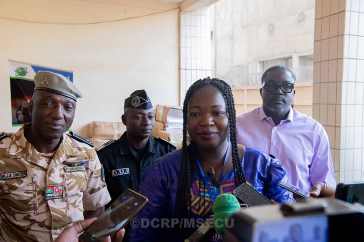 La Générale africaine des services (GAS) a offert du matériel d'une valeur de 35 millions 950 mille FCFA à la Police nationale, 24 décembre 2024