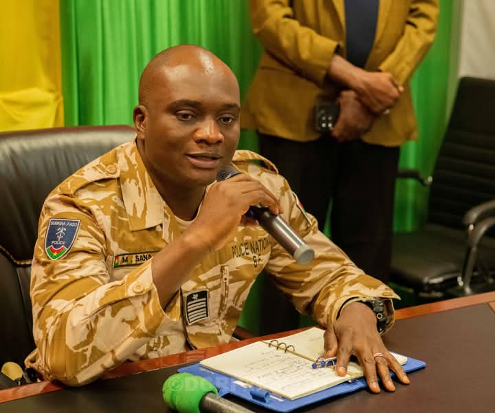 La Générale africaine des services (GAS) a offert du matériel d'une valeur de 35 millions 950 mille FCFA à la Police nationale, 24 décembre 2024