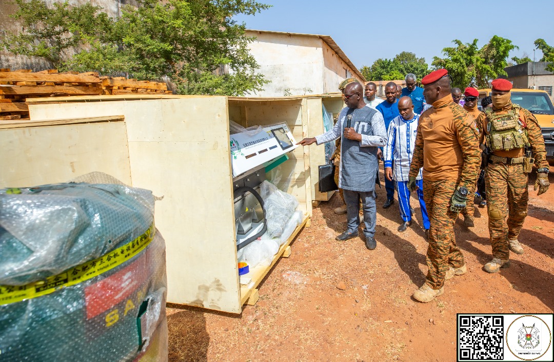 Remise de 20 trieuses optiques aux rizeries nationales par le Chef de l'Etat, 02 décembre 2024 à Bobo