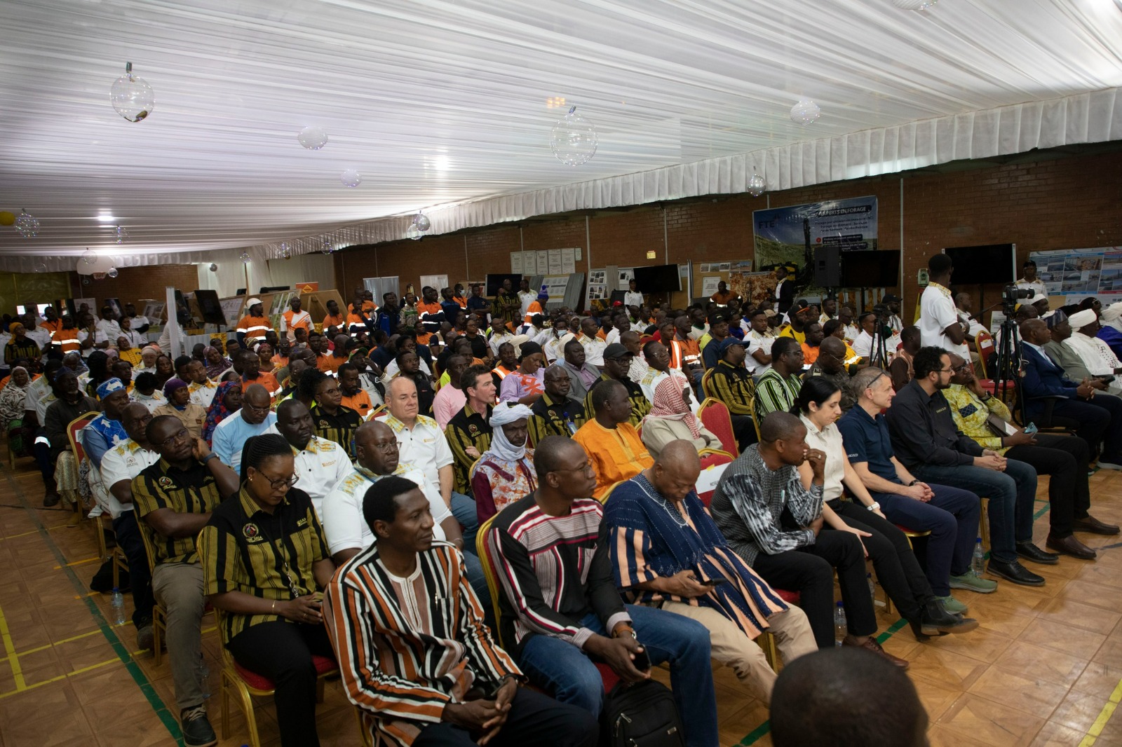 Célébration des Journées santé sécurité et environnement (JSSE) sur le site de Essakane, du 2 au 4 décembre 2024