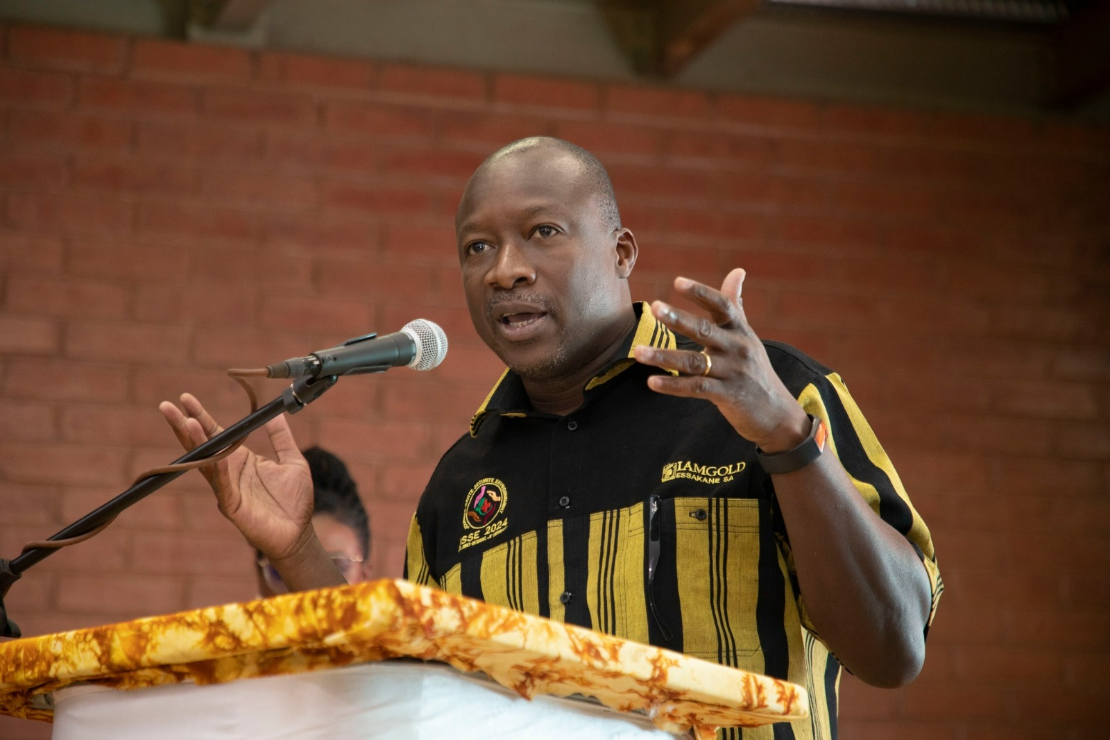 Le DG de Essakane, Tidiane Barry lors de la célébration des Journées santé sécurité et environnement (JSSE) sur le site de Essakane, du 2 au 4 décembre 2024