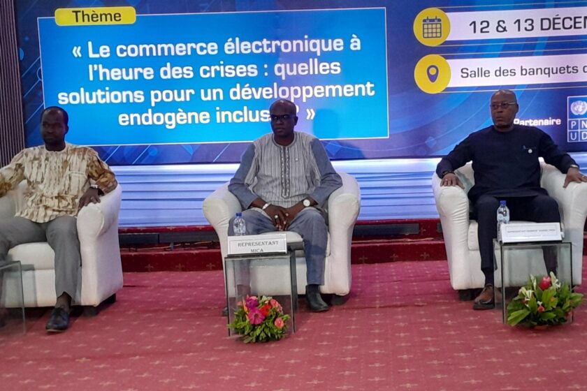 Cérémonie d'ouverture de la 3ᵉ édition du Forum inclusif sur le commerce électronique (FICEL), 12 décembre 2024
