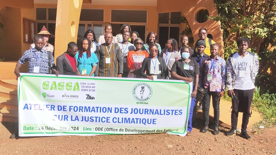 L’association Women environmental programme Burkina (WEP Burkina) a organisé un atelier de renforcement de capacités au profit des journalistes sur les questions de changements climatiques et de justice climatique, 14 décembre 2024 à Ouagadougou