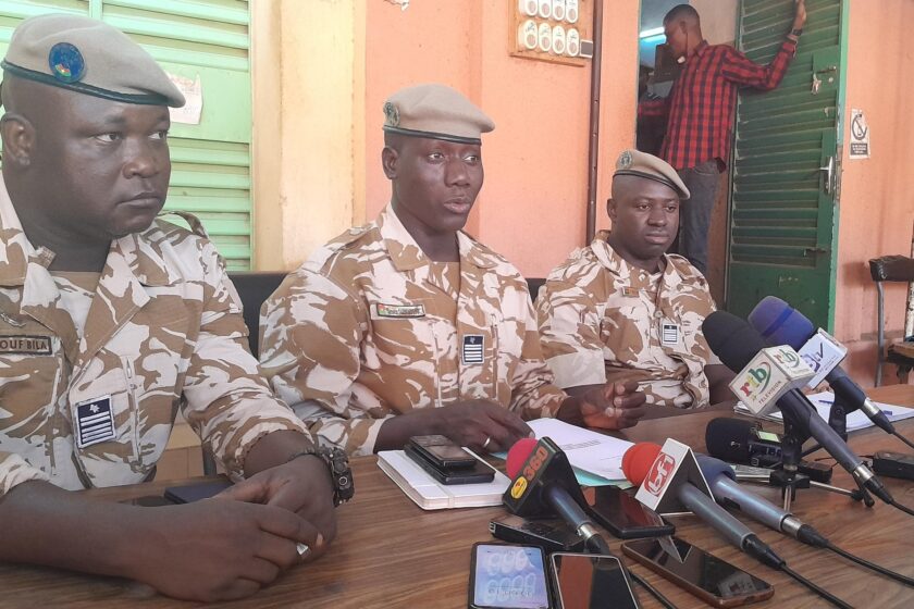 Conférence de presse de la Police nationale sur les dispositifs sécuritaires mis en place pour garantir la sécurité pendant les fêtes de fin d'année, 24 décembre 2024 à Ouaga