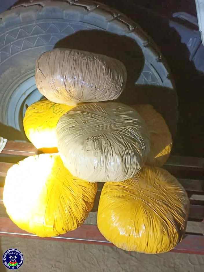 La police nationale a mis fin aux activités illicites de deux individus qui s’adonnaient au trafic et à la vente de cannabis entre le Burkina Faso et certains pays voisins, 24 janvier 2025