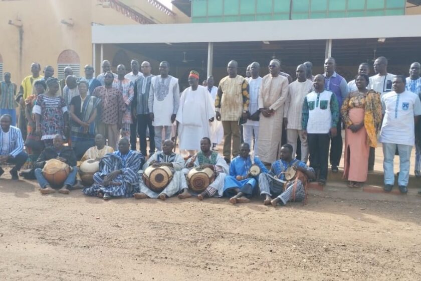 Sa Majesté le Moogho Naaba Baongo a reçu en audience une délégation du comité d'organisation du FESPACO 2025, conduite par le ministre en charge de la Culture, 31 janvier 2025