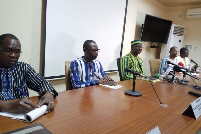 Cadre de concertation des GRH du ministère en charge de l'Enseignement de base sur la gestion des ressources humaines du département, 6 janvier 2025