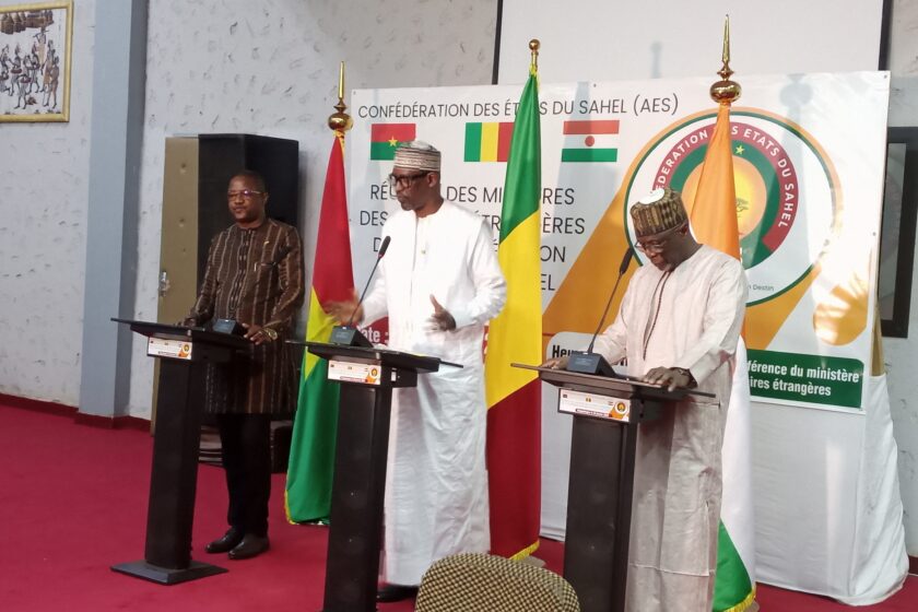 Rencontre des ministres en charge des Affaires étrangères de l'AES sur les formalités de séparation avec la CEDEAO, 26 janvier 2025
