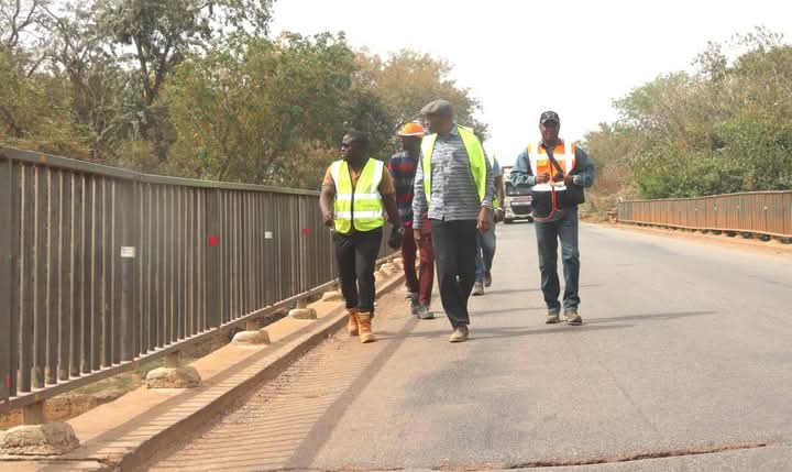 Visite du DG des infrastructures de transport sur le chantier du Pont de Hérédougou, 1er février 2025