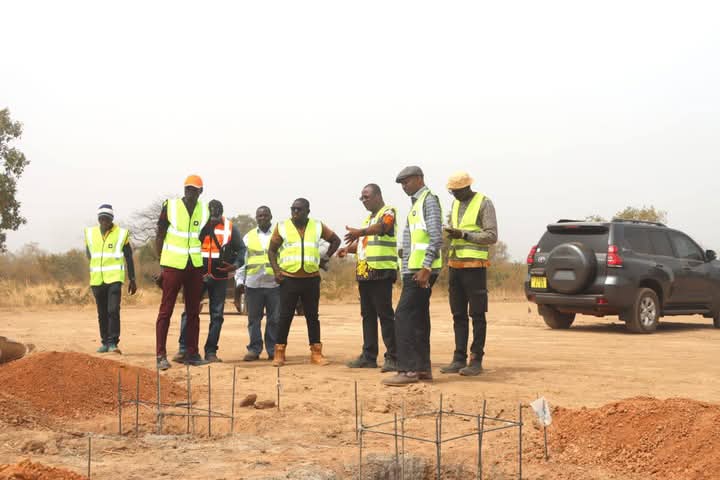 Visite du DG des infrastructures de transport sur le chantier du Pont de Hérédougou, 1er février 2025