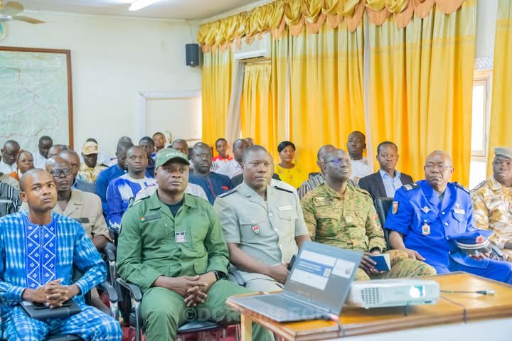 Lancement officiel de la plateforme de signalement des actes de cybercriminalité dénommée « Alerte-BCLCC », 11 février 2025