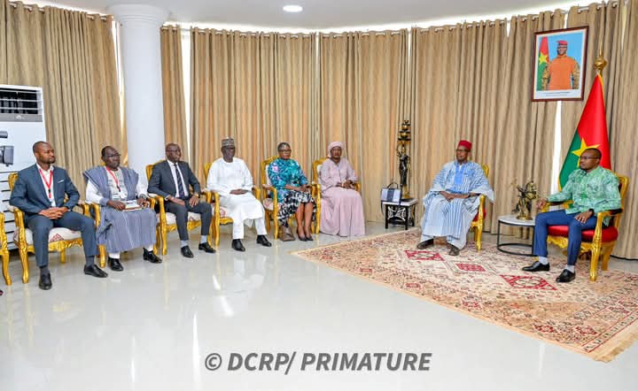 Le Premier ministre, Jean Emmanuel Ouédraogo a accordé une audience aux ministres en charge de la Culture du Mali, du Sénégal, du Togo et au Secrétaire général du ministre chargé de la Culture du Niger, FESPACO
