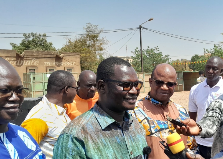 Le ministre en charge de la Culture, Gilbert Ouédraogo visite les sites d'exposition du FESPACO, 20 février 2025