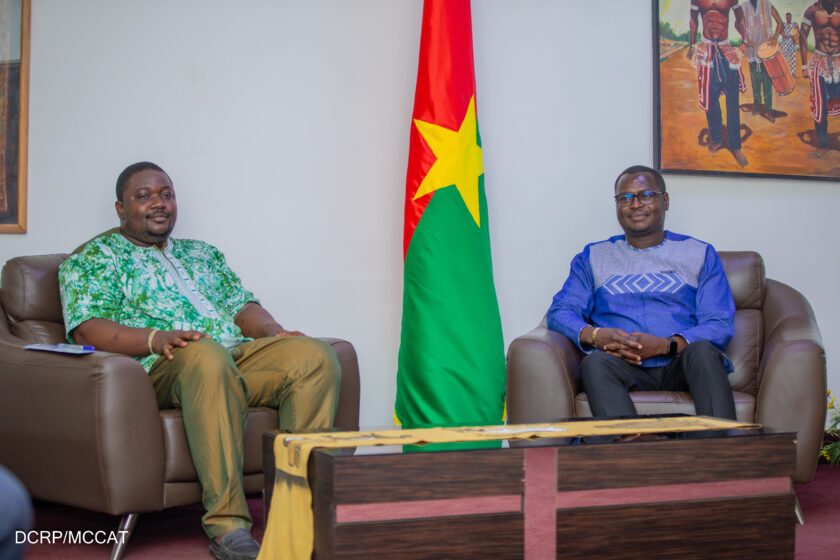 Le comité d'organisation du Forum des nouveaux médias est reçu en audience par le ministre en charge de la Communication, Gilbert Ouédraogo, 25 mars 2025