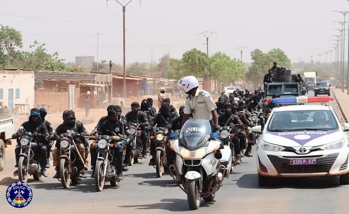 La hiérarchie policière a réservé un accueil triomphal aux éléments du 3ème Groupement des unités mobiles d’intervention de la Police Nationale (GUMI 3) de retour de mission, le 07 mars 2025 à Ouagadougou