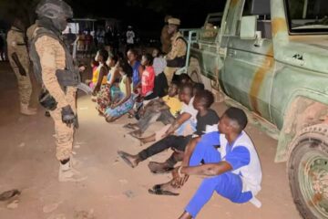 La Gendarmerie a mené une opération dans le quartier Zongo à Ouagadougou pour lutter contre l'insécurité et la dépravation des mœurs, du 12 au 13 avril 2025
