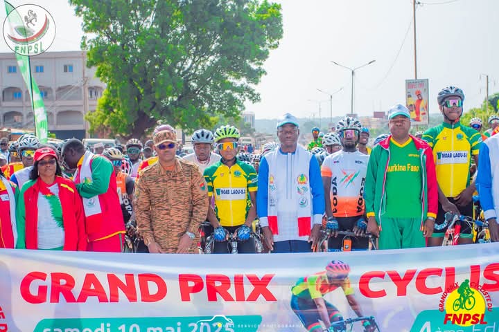 Le FNPSL a organisé la 4e édition de son grand prix cycliste à Bobo Dioulasso, 10 mai 2025