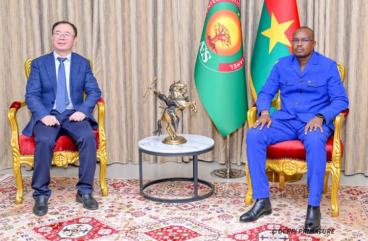 Audience de l'ambassadeur de Chine au Burkina en fin de mission, 26 mai 2025