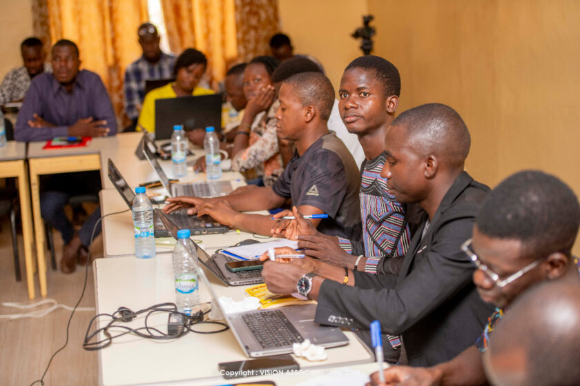 La Direction régionale de la Communication du Centre a organisé une formation sur l'utilisation de l'IA dans le journalisme au profit, 6 mai 2025