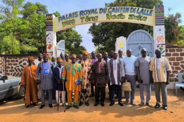 Le PDS de Koudougou, Amédée Paré a conduit une délégation pour faire le point de la mobilisation foncière à Sa majesté Lallé Naba Guigmdé dans le cadre de ma construction du stade de Koudougou, 4 juin 2025