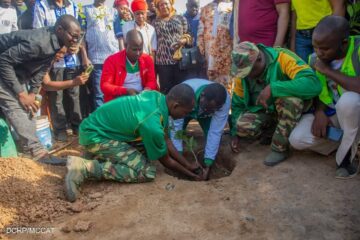 A l'occasion de la journée nationale de l'arbre, le MCCAT a organisé une campagne de reforestation au bosquet de la ceinture verte Balkuy, 21 juin 2025
