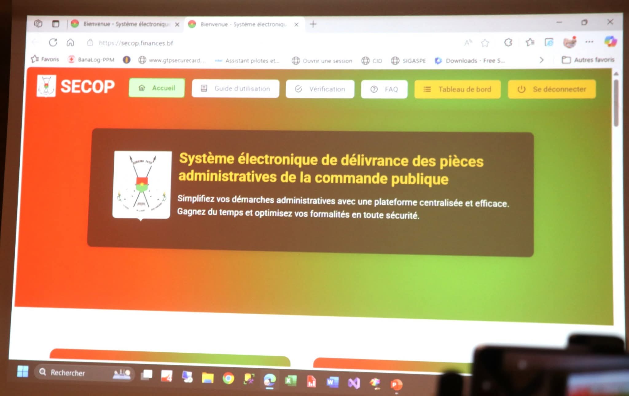 Lancement de la plateforme SECOP pour faciliter la délivrance des pièces administratives pour les marchés publics, 23 juin 2025