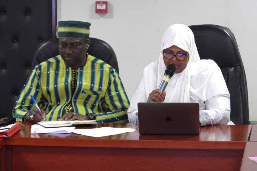 Les ministres en charge de la Transition digitale et de l'Enseignement de base ont tenu une séance de travail sur la restitution des travaux sur le fichier national des élèves, 25 juin 2025