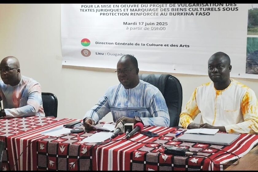 Dans le but de mieux protéger son patrimoine culturel face aux risques de conflits, le Burkina Faso lance un projet de vulgarisation des textes juridiques et de marquage des biens placés sous protection renforcée, 17 juin 2025