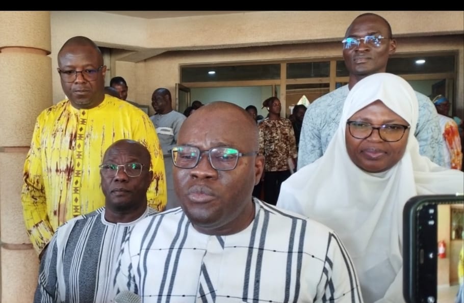 Lancement de la plateforme SECOP pour faciliter la délivrance des pièces administratives pour les marchés publics, 23 juin 2025