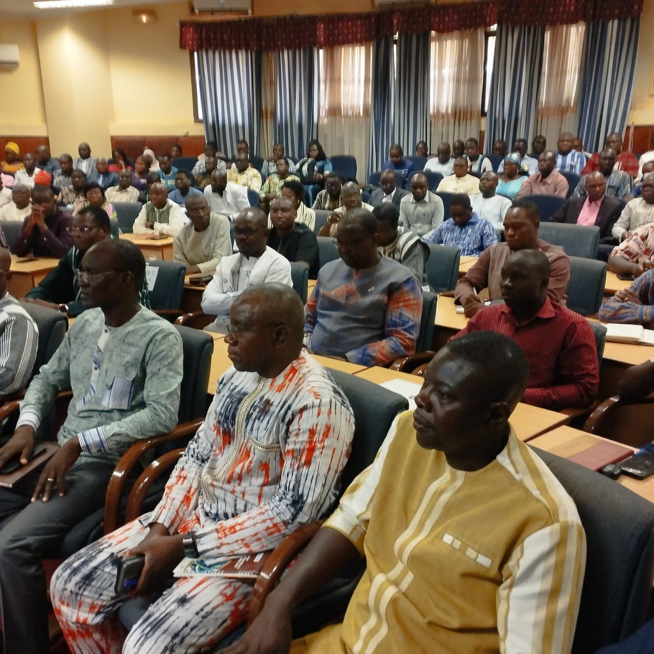 Lancement de la plateforme SECOP pour faciliter la délivrance des pièces administratives pour les marchés publics, 23 juin 2025