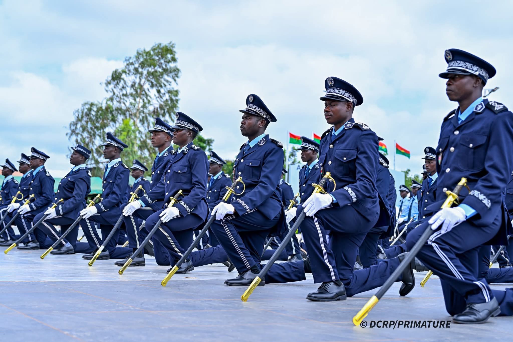 Sortie de la 9ᵉ promotion des élèves commissaires et officiers de police formés à l’Académie de Police de Pabré, 25 juillet 2025