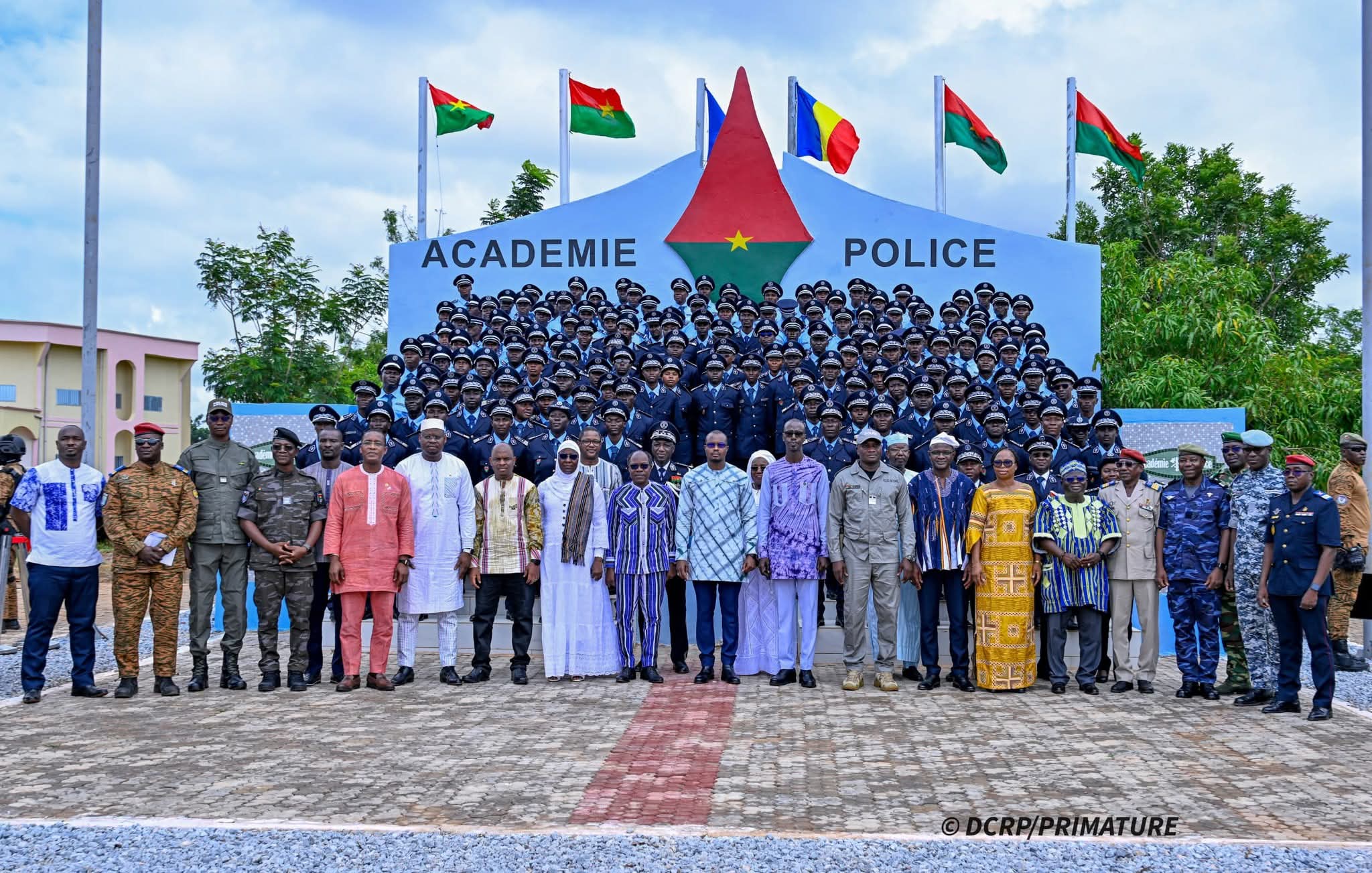 Sortie de la 9ᵉ promotion des élèves commissaires et officiers de police formés à l’Académie de Police de Pabré, 25 juillet 2025