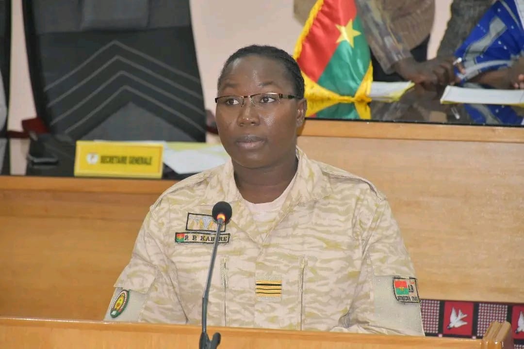 Le ministre en charge de l'Action humanitaire, Pélagie Kaboré a répondu aux questions des députés de l'ALT sur la protection de l'enfance, 29 juillet 2025