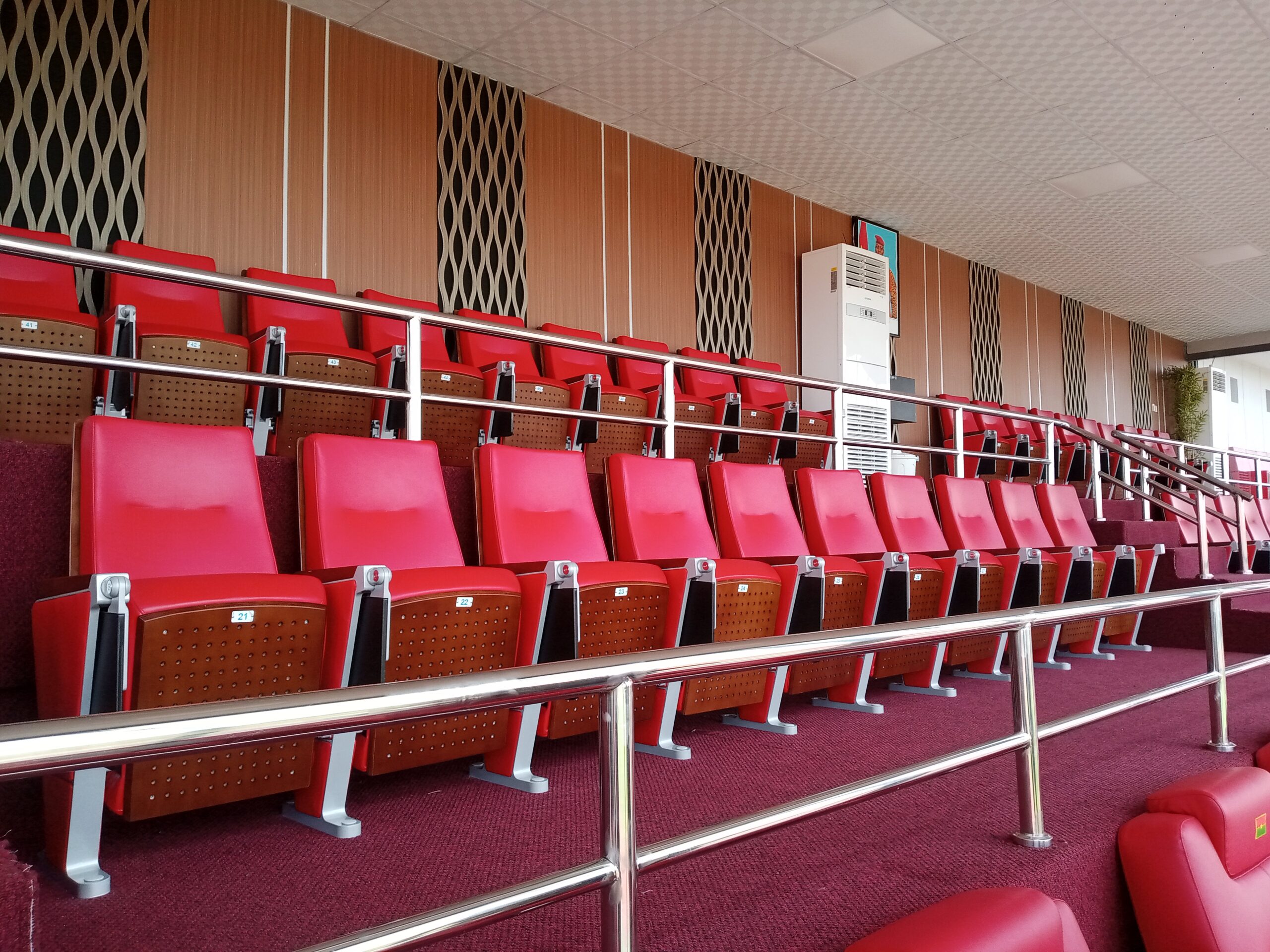 Visite du stade du 4-août par la rédaction de La Tribune du Faso, 16 juillet 2025