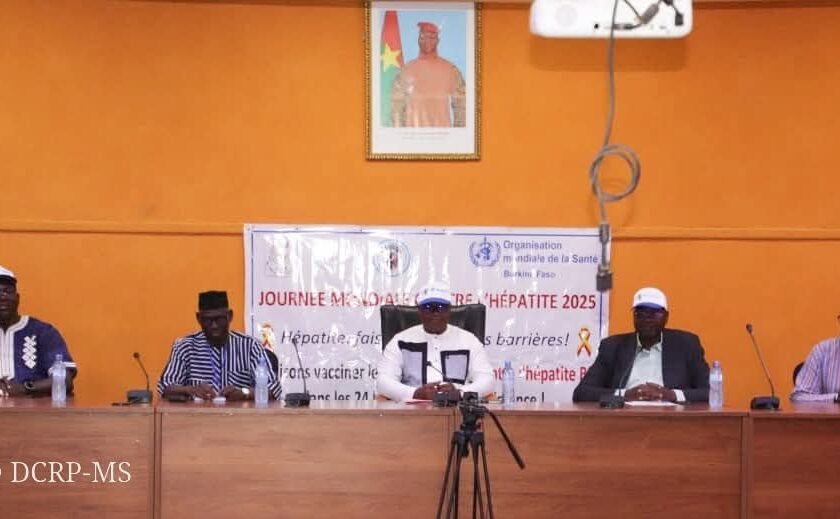 Le ministère de la Santé, à travers le Programme sectoriel santé de lutte contre le VIH/SIDA, les IST et les hépatites virales (PSSLS-IST/HV), commémore en différé ce 20 août 2025 la Journée mondiale contre l'hépatite
