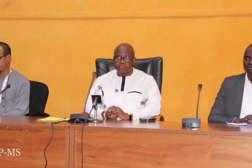 Le ministère de la santé a tenue une rencontre de consacrée au bilan des activités de dépistage du cancer du sein et des lésions précancéreuses du col de l’utérus menées par les cliniques mobiles, 21 août 2025