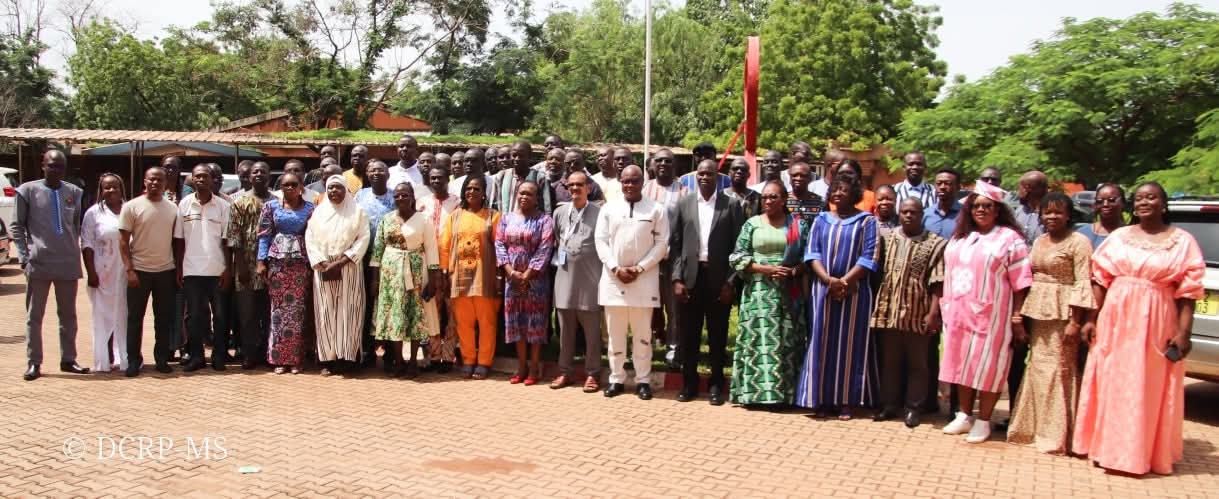 Le ministère de la santé a tenue une rencontre de consacrée au bilan des activités de dépistage du cancer du sein et des lésions précancéreuses du col de l’utérus menées par les cliniques mobiles, 21 août 2025