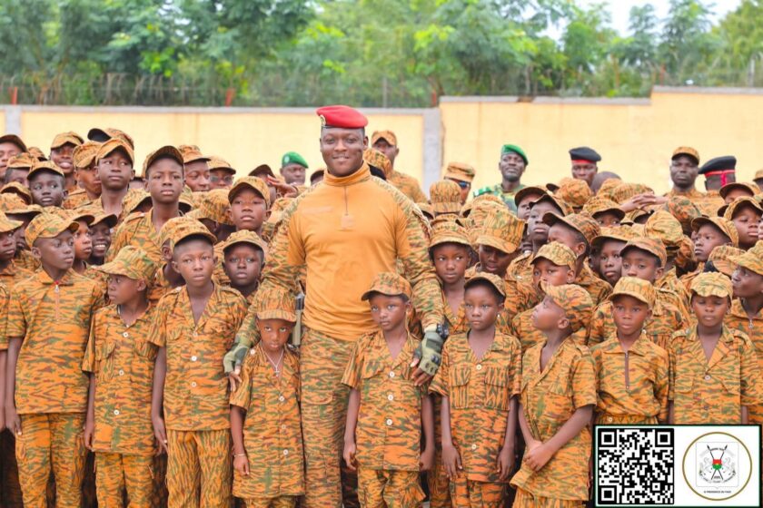 Le Chef de l'Etat a accordé une audience aux campeurs du Camp vacances Faso Mêbo, 21 août 2025