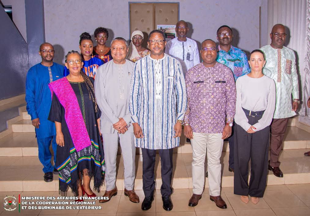 Séance de travail du ministre des Affaires étrangères avec une délégation onusienne, 26 août 2025