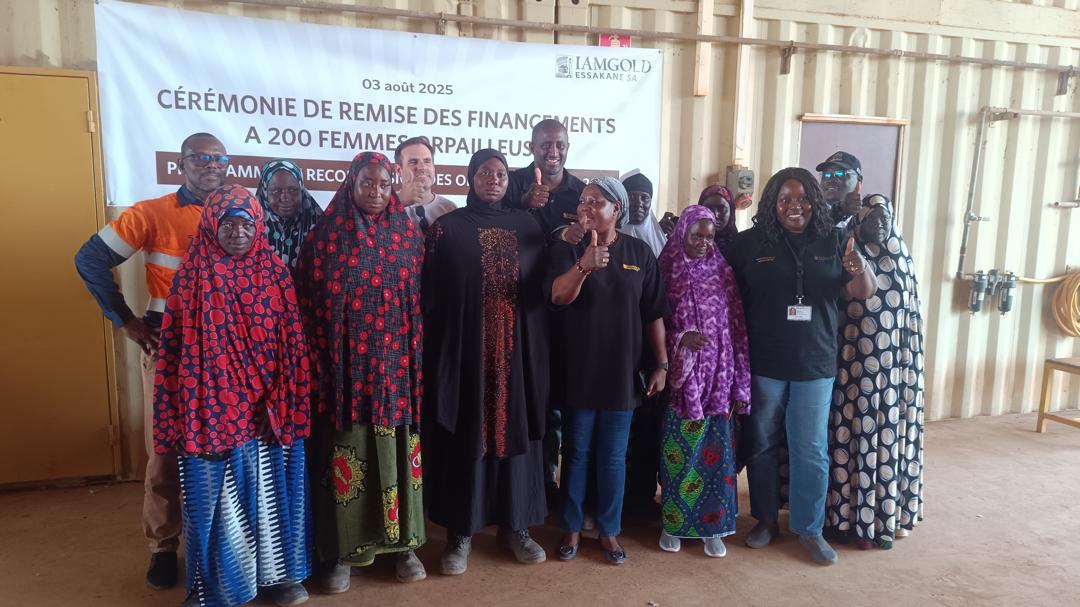Cérémonie officielle de lancement des financements des activités génératrices de revenus de 200 femmes, ex-orpailleuses, par ESSAKANE SA, 3 août 2025