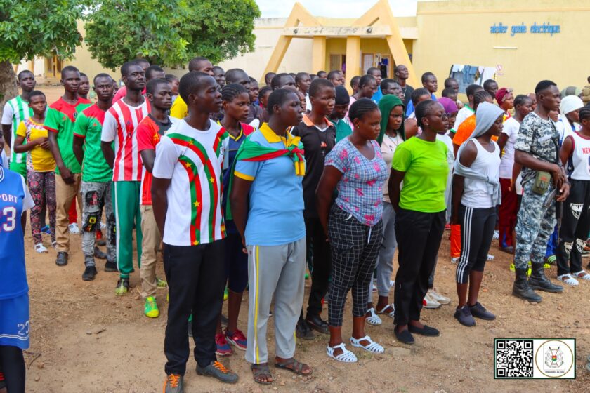 Le DIRCAB du Président du Faso a rendu visite aux bacheliers de la région du Nazinon en immersion patriotique au lycée professionnel de Manga, 25 août 2025
