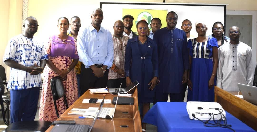 Le 19 septembre 2025 à Ouagadougou, le Directeur général de l’Énergie, Dr Alidou Koutou, a présidé, l’atelier de concertation des partenaires du secteur de l’énergie