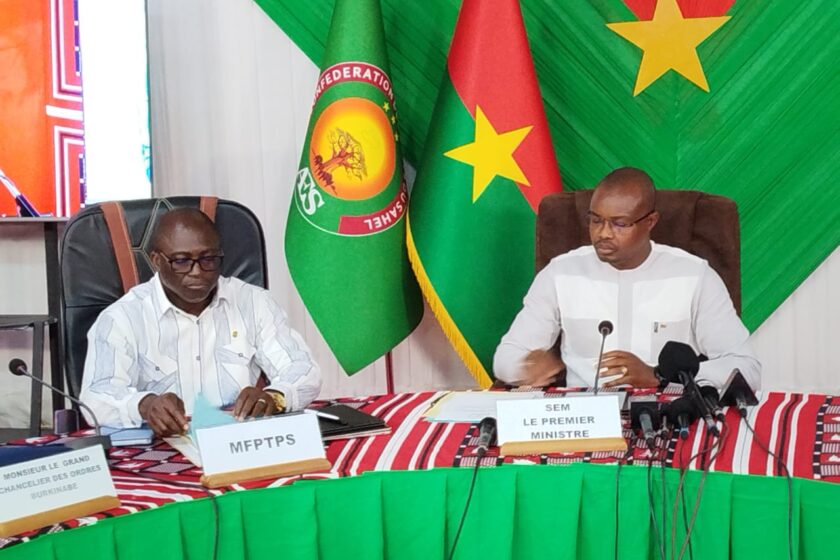 Le ministère de la Fonction publique a organisé la session ordinaire du Conseil national de la Modernisation de l’Administration et de la Bonne Gouvernance (CN-MABG), 2 septembre 2025