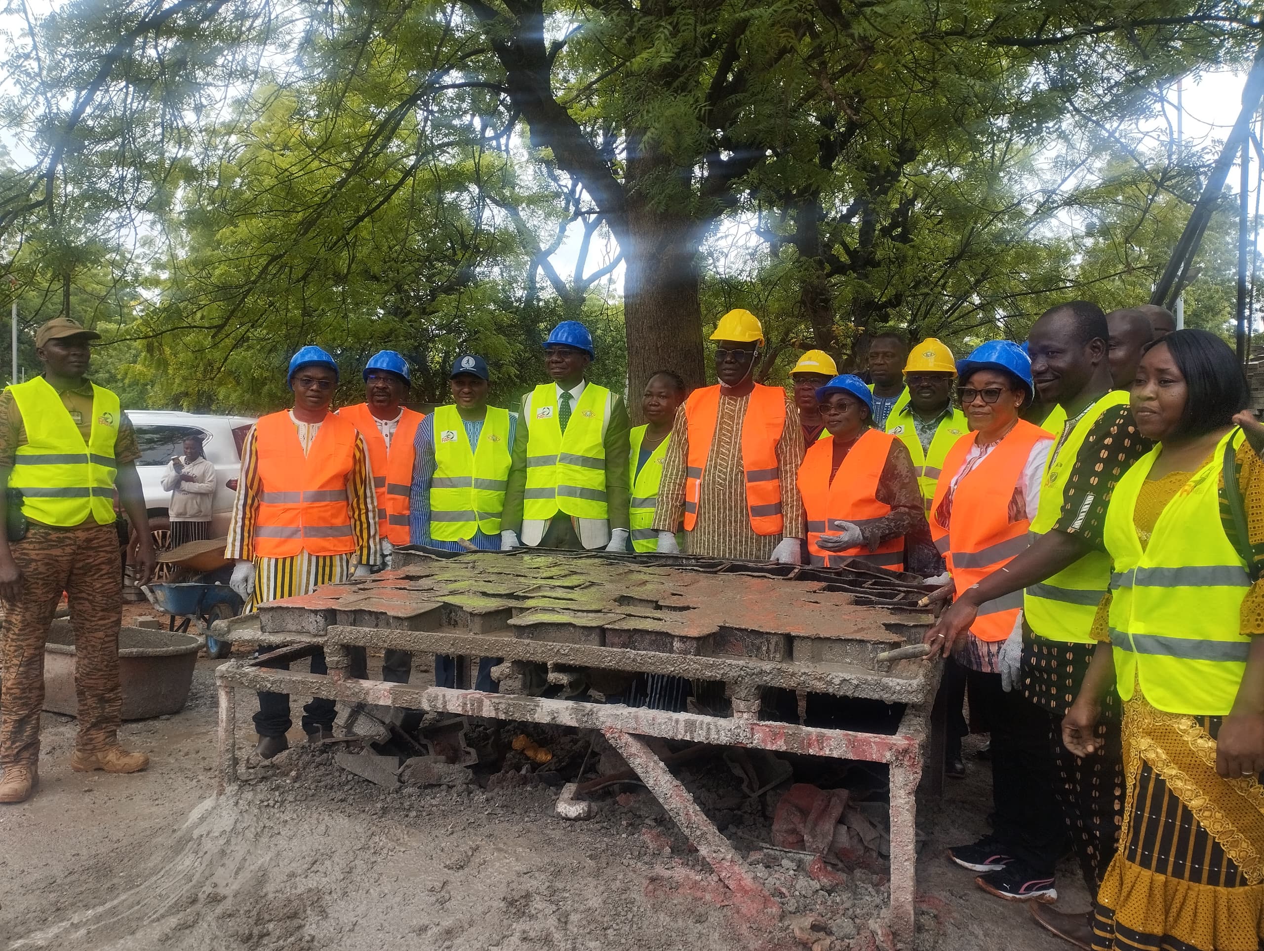 Les Chefs de circonscription administrative ont fait un don à l'initiative présidentielle Faso Mêbo d'une valeur de plus de 8 millions FCFA, 4 septembre 2025