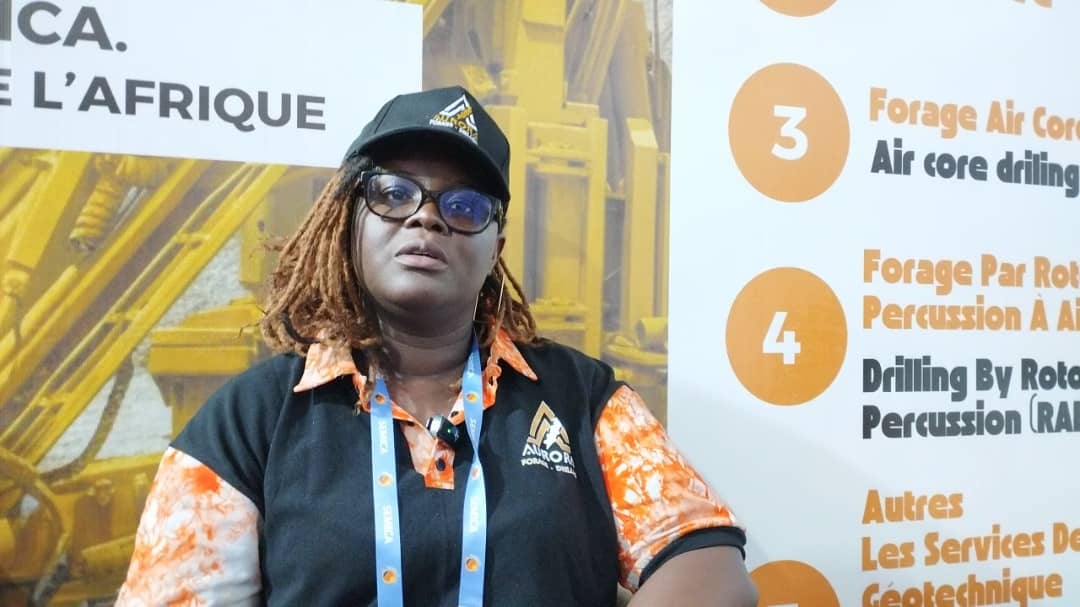 Zoom sur le stand de la société de forage minier Aurora à la SAMAO 2025