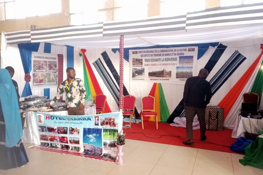 Zoom sur le stand de la région de la Boucle du Mouhoun au SITHO 2025