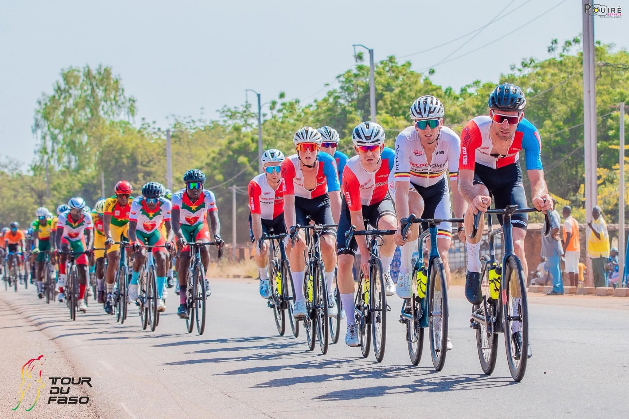 A l'issue de la première étape du Tour du Faso, Ouaga-KDG, le Marocain El ALOUANI Driss est maillot jaune, 24 octobre 2025