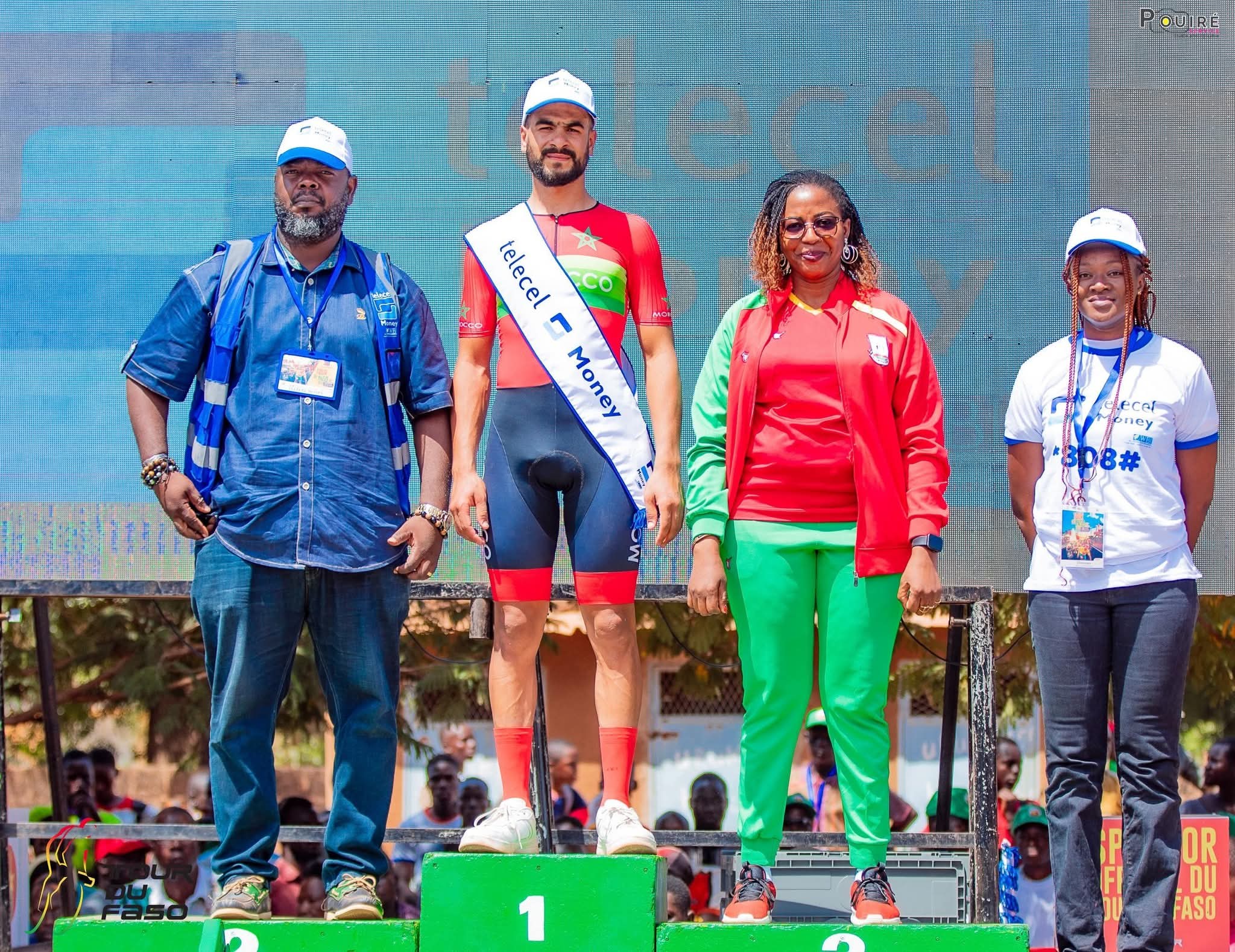 A l'issue de la première étape du Tour du Faso, Ouaga-KDG, le Marocain El ALOUANI Driss est maillot jaune, 24 octobre 2025