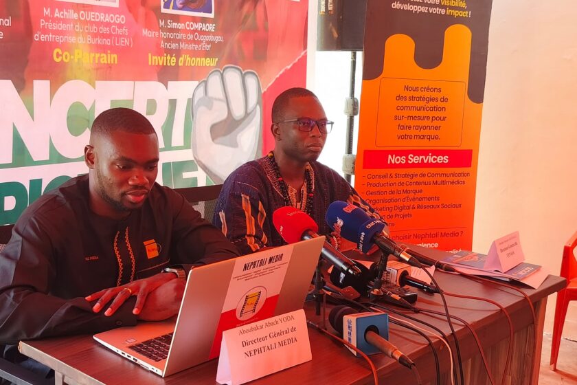 Conférence de presse de réouverture du Théâtre Populaire Désiré Bonogo par un concert patriotique, 14 octobre 2025